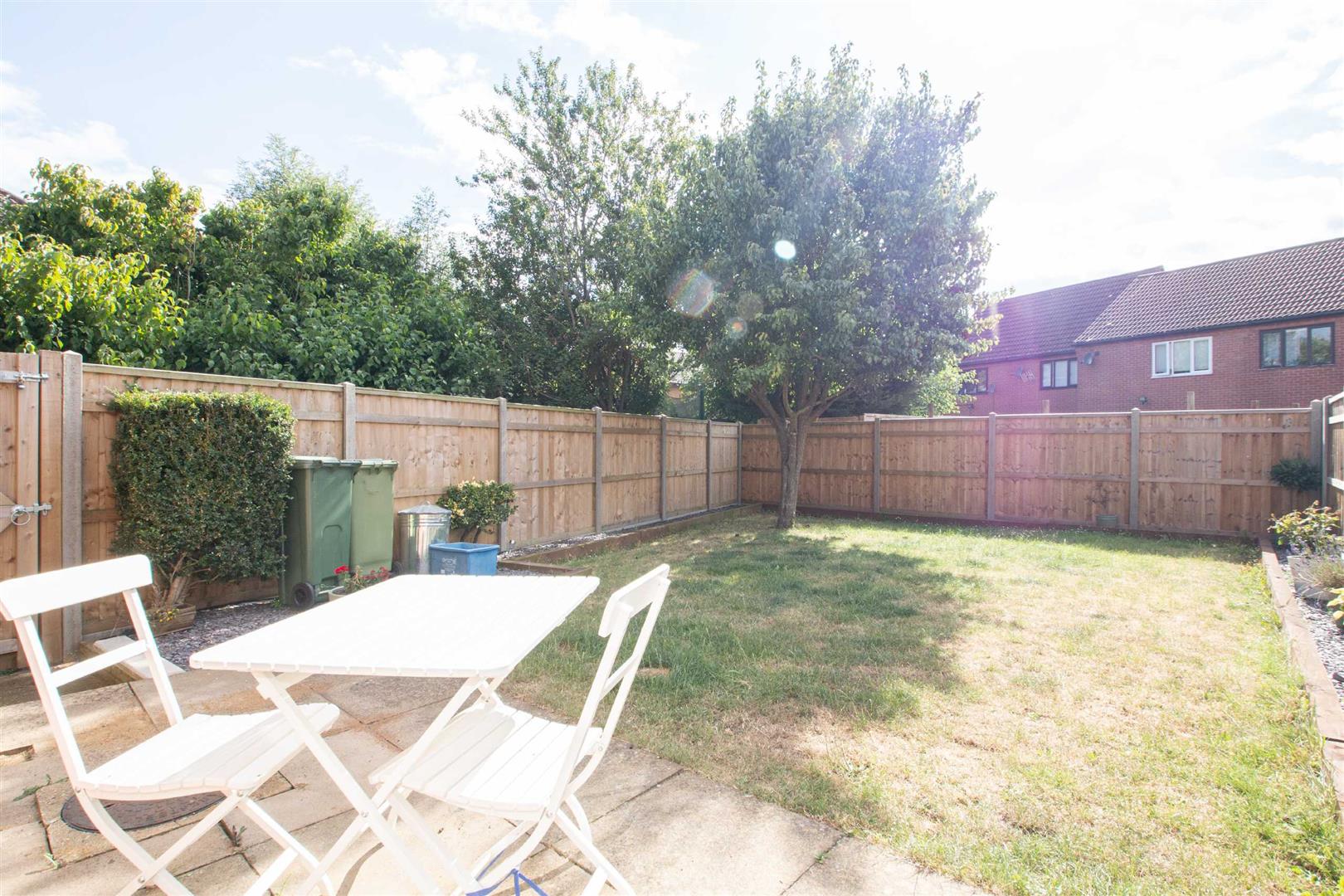 Isaacson Drive, Wavendon Gate, Milton Keynes